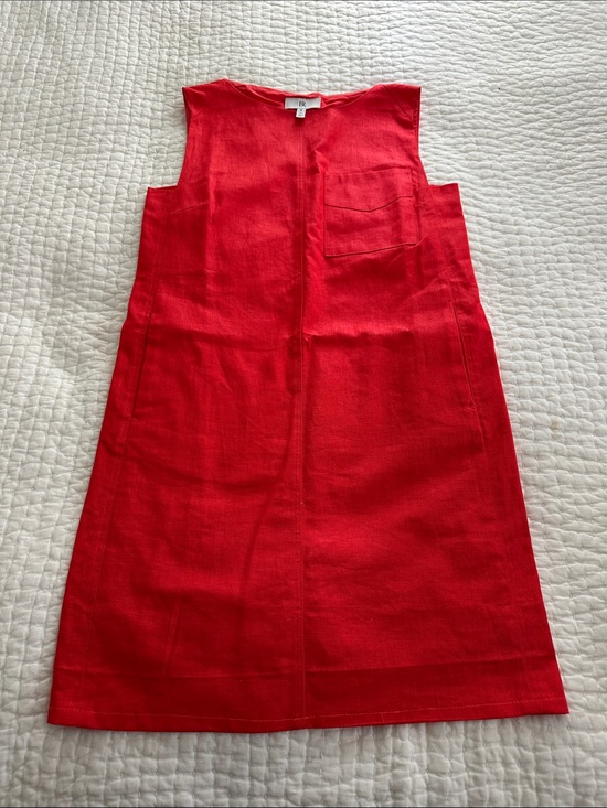 Banana Republic Dresses & Skirts - Banana Republic Red Sleeveless Shift Dress